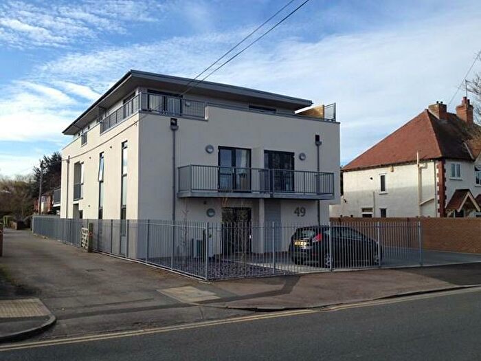 1 Bedroom Flat To Rent In Whaddon Road Cheltenham, GL52