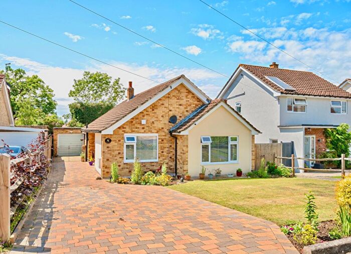 3 Bedroom Detached Bungalow For Sale In The Garstons, Great Bookham, KT23