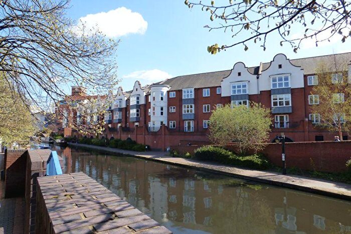 1 Bedroom Flat To Rent In Symphony Court, City Centre, Birmingham, B16