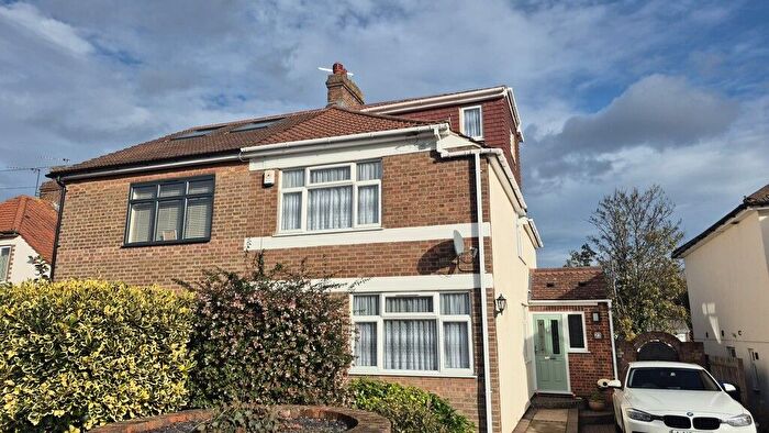 4 Bedroom Semi Detached House To Rent In Margaret Road, Bexleyheath, DA5