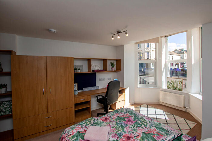 4 Bedroom Apartment To Rent In Flat C The Clubhouse, PL4