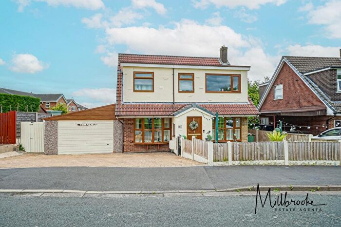 4 Bedroom Detached House For Sale In Thirlmere Avenue, Tyldesley, M29