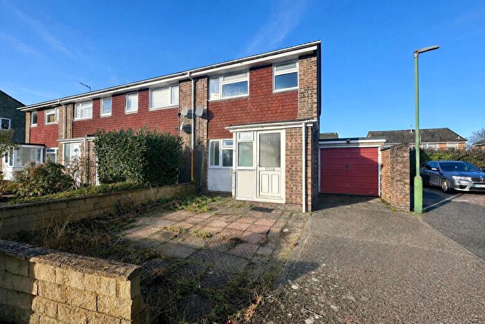 3 Bedroom End Terrace House To Rent In Sandford Close, Bournemouth, BH9