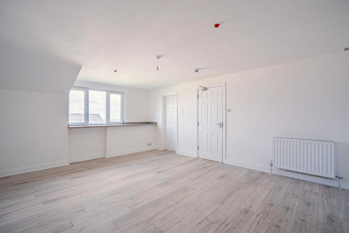 1 Bedroom Apartment To Rent In Conway Road, Penmaenmawr, LL34