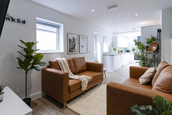 7 Bedroom Terraced House To Rent In Margate Road, Southsea, Portsmouth, PO5