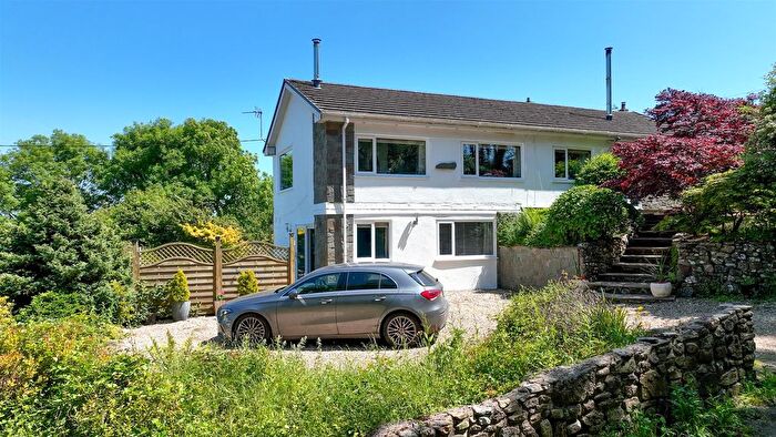 4 Bedroom Detached House For Sale In Landimore, Swansea, SA3