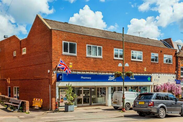 1 Bedroom Flat To Rent In Station Road East, Oxted, RH8