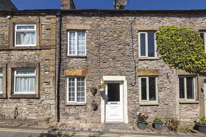 1 Bedroom Terraced House For Sale In Mitchelgate, Kirkby Lonsdale, Carnforth, LA6