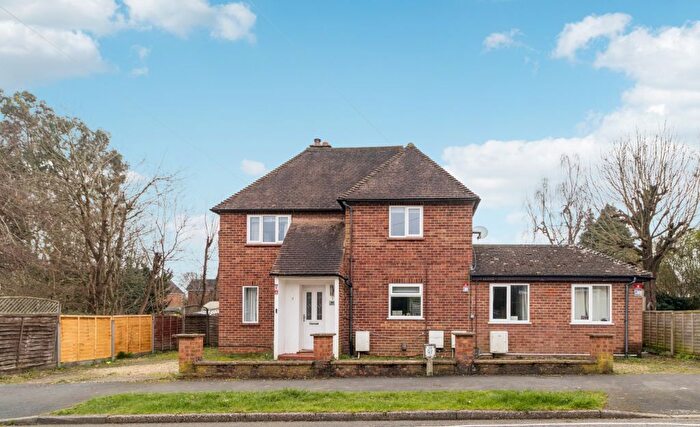 4 Bedroom Semi Detached House For Sale In Grove Road, Amersham, HP6