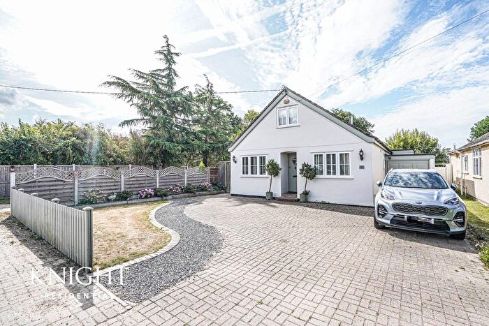 4 Bedroom Detached House For Sale In Malting Green Road, Layer-De-La-Haye, Colchester, CO2