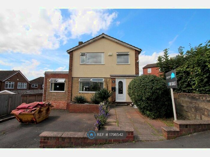 3 Bedroom Detached House To Rent In Musk Lane, Dudley, DY3