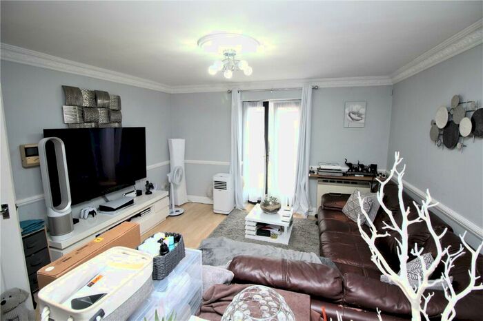 1 Bedroom Apartment To Rent In Langthornes, Stock Road, CM12