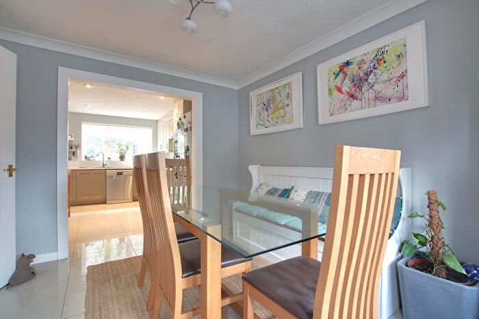 5 Bedroom Detached House For Sale In Rownhams, Southampton, SO16