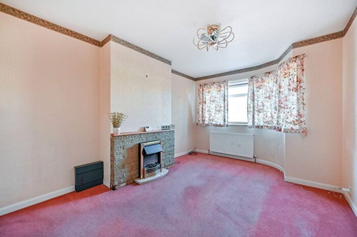 2 Bedroom Semi-Detached House To Rent In Woodcote Close, Kingston, Kingston Upon Thames, KT2