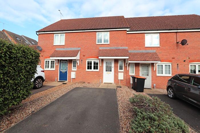 2 Bedroom Property To Rent In Gibson Drive, Leighton Buzzard, LU7