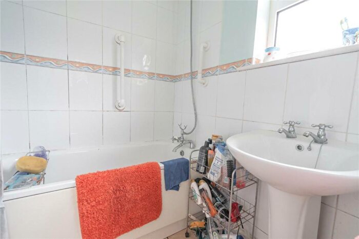 3 Bedroom Terraced House For Sale In Roberts Street, Grimsby, N.E. Lincs, DN32