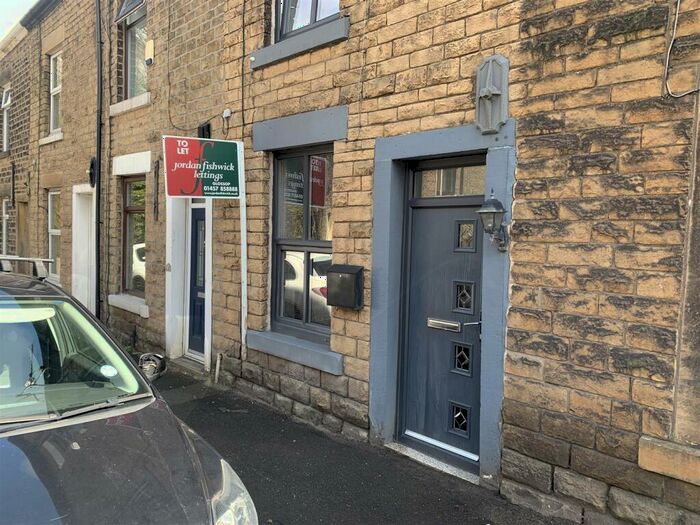 3 Bedroom Terraced House To Rent In Charlestown, Glossop, SK13