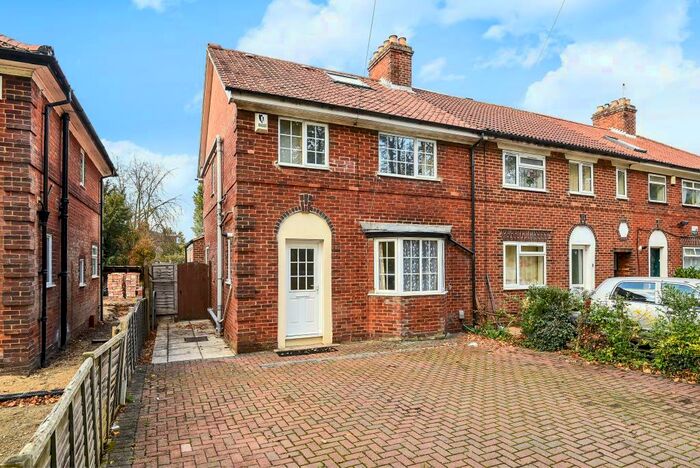 6 Bedroom Semi-Detached House To Rent In Old Road, Hmo Ready Sharers, OX3