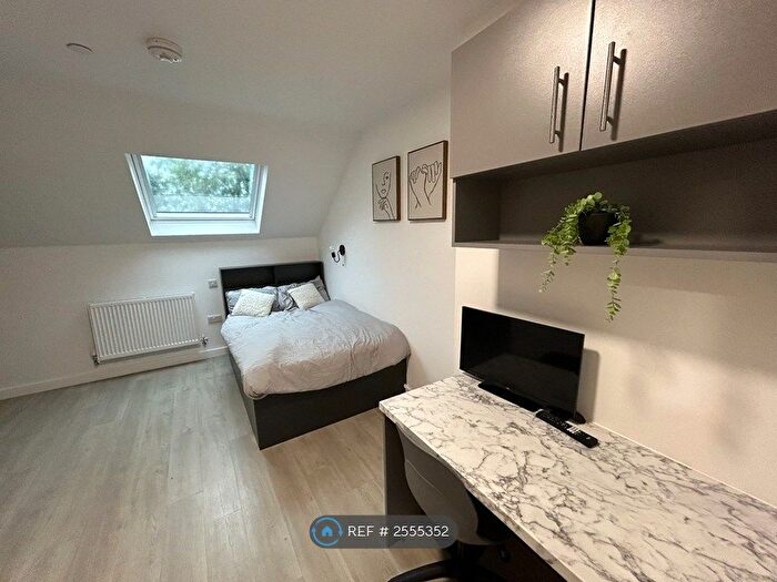 Studio To Rent In Humphrey Road, Manchester, M16