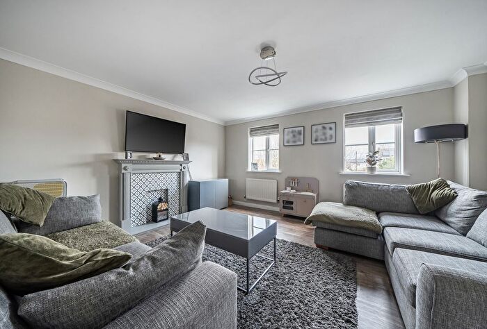 4 Bedroom End Of Terrace House For Sale In Adams Land, Coalpit Heath, Bristol, Gloucestershire, BS36