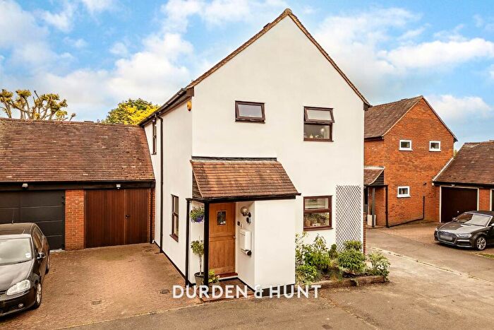 4 Bedroom Detached House For Sale In Chapel Croft, Ingatestone, CM4