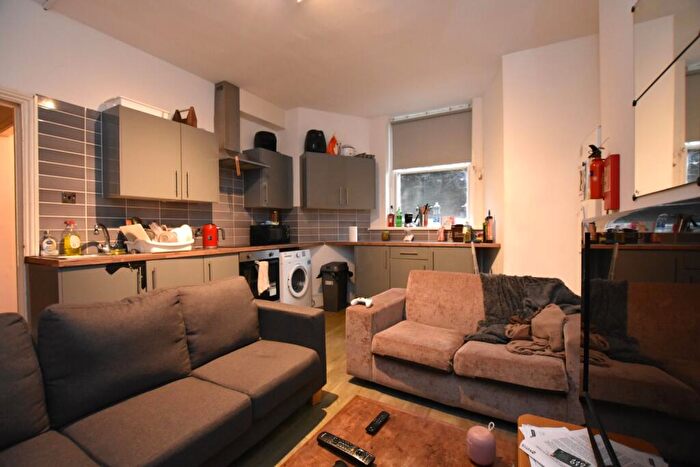 5 Bedroom Terraced House To Rent In Great George Street, Lower Maisonette, Bristol, BS1