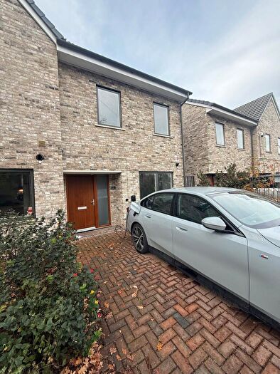 5 Bedroom Semi-Detached House To Rent In Sewardstone Road, Waltham Abbey, Essex, E4