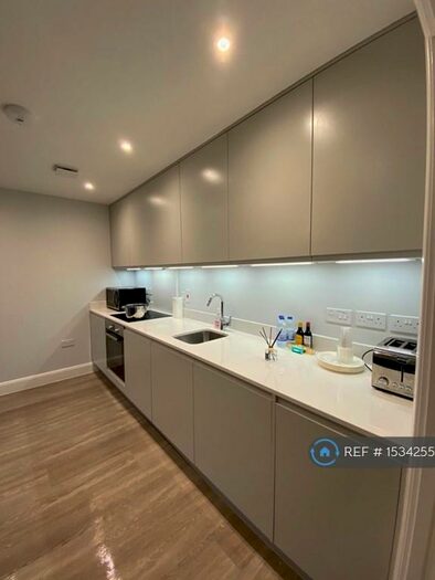 1 Bedroom Maisonette To Rent In Nascot House, Maidenhead, SL6