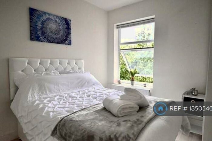 6 Bedroom Semi-Detached House To Rent In Station Street, Ipswich, IP2