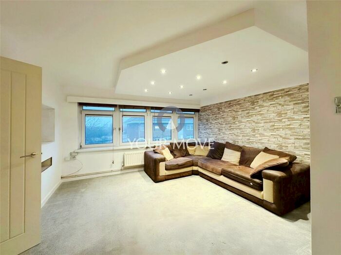 1 Bedroom Flat To Rent In Old Redbridge Road, Southampton, Hampshire, SO15