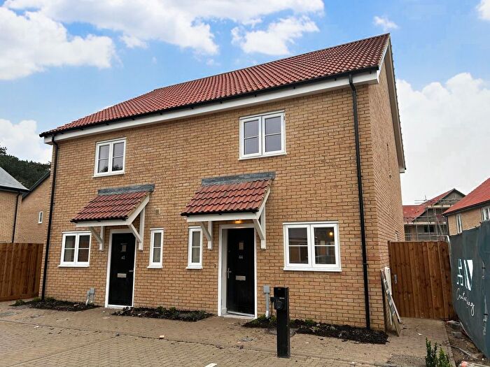 2 Bedroom Semi-Detached House For Sale In Bullen Way, Fulbourn, Cambridge, CB21