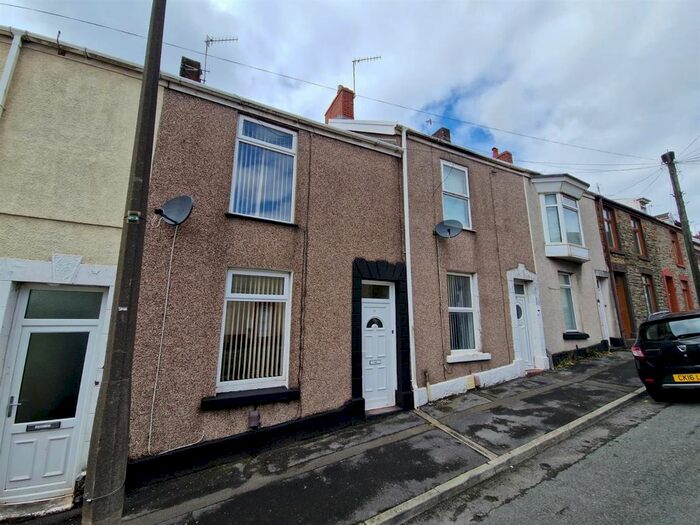 3 Bedroom Property To Rent In Sebastopol Street, St. Thomas, Swansea, SA1