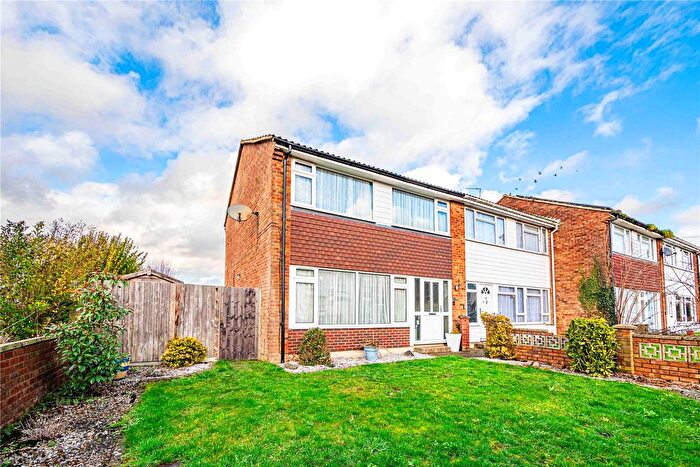 3 Bedroom End Of Terrace House For Sale In Northall Road, Eaton Bray, Central Bedfordshire, LU6