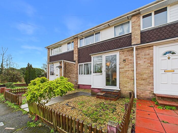 3 Bedroom Terraced House For Sale In Elvaston Way, Tilehurst, Reading, RG30