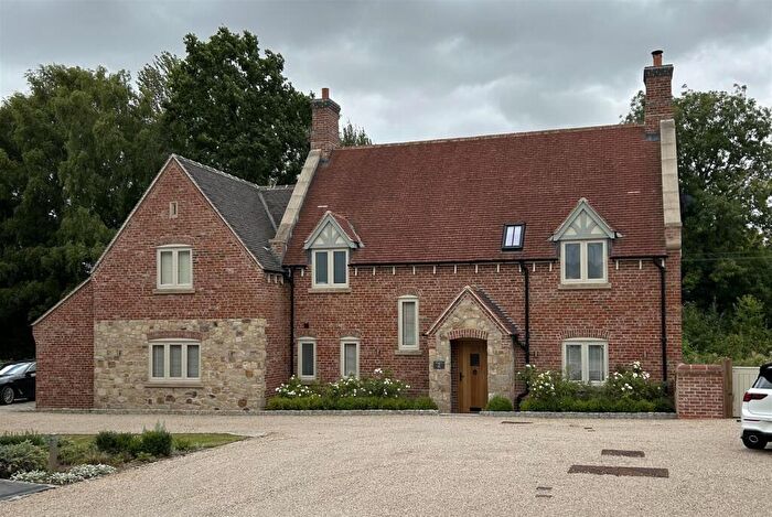 5 Bedroom Detached House For Sale In Old Mill Mews, Repton, DE65