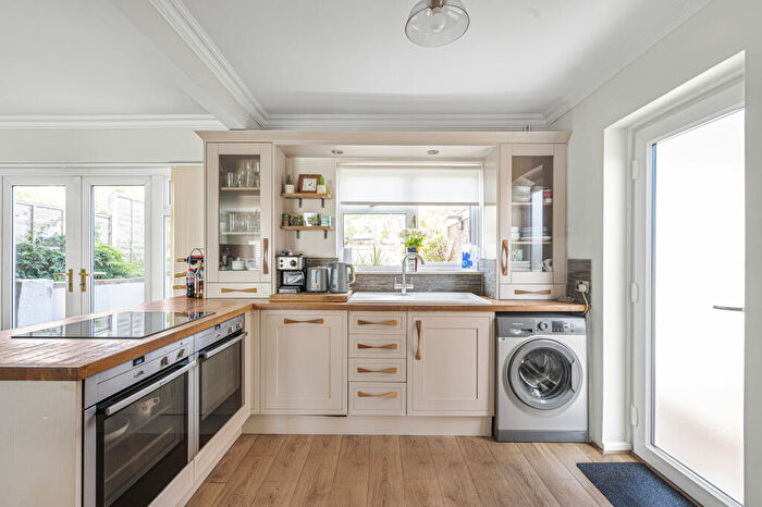 3 Bedroom End Of Terrace House For Sale In Brambletyne Avenue, Saltdean Brighton, East Sussex, BN2