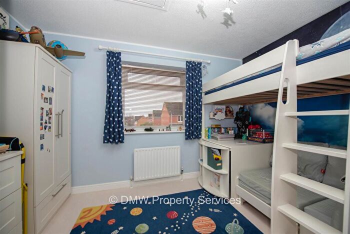 2 Bedroom Semi-Detached House For Sale In Claygate, Nottingham, NG3