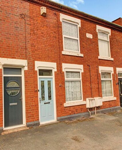 3 Bedroom Terraced House For Sale In Long Lane, Walsall, WS6