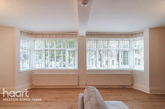 4 Bedroom Detached House For Sale In Shrubbery Avenue, Weston-Super-Mare, BS23