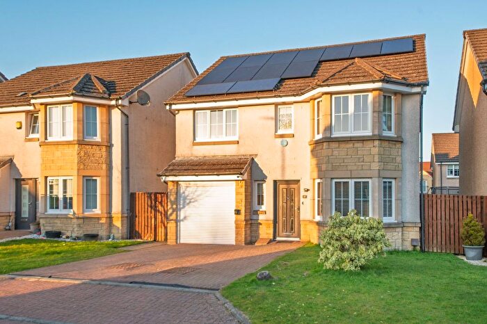 4 Bedroom Detached House For Sale In Guthrie Crescent, Larbert, FK5