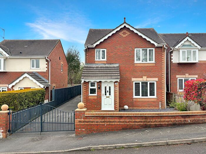 3 Bedroom Detached House For Sale In Maes Ty Cwrdd, Llanelli, SA14