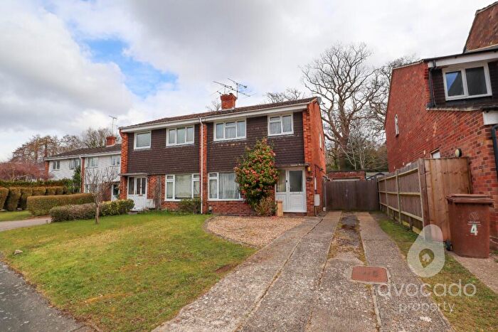 3 Bedroom Semi-Detached House For Sale In Grayswood Drive, Mytchett, Camberley, Surrey, GU16