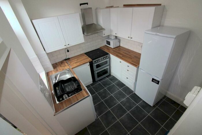 3 Bedroom Terraced House To Rent In Crown Street, Preston, Lancashire, PR1