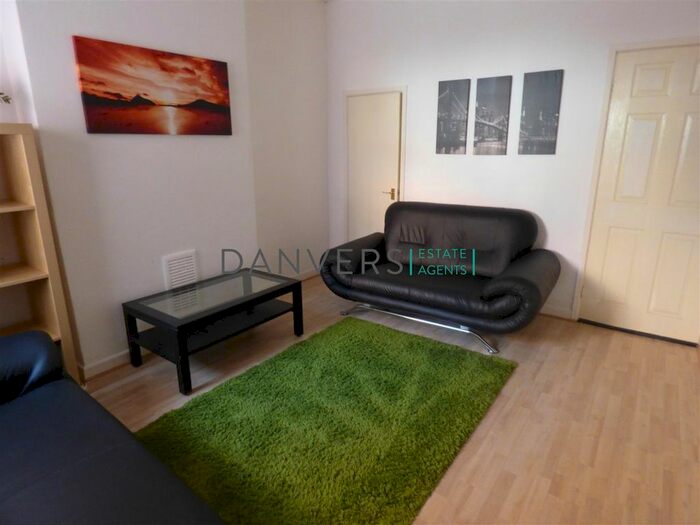 4 Bedroom Terraced House To Rent In Ullswater Street, Leicester, LE2