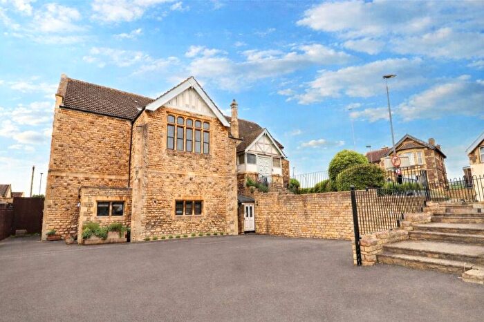 1 Bedroom Flat For Sale In The Old Methodist Church, Triangle West, Oldfield Park, Bath, BA2