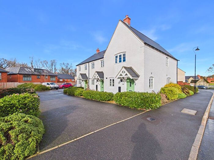 3 Bedroom End Of Terrace House For Sale In Catch Yard Road, Silverstone, NN12