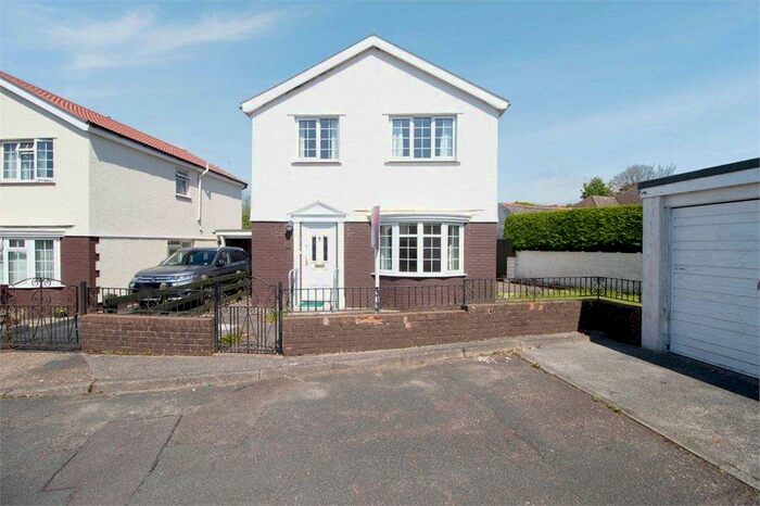 4 Bedroom Detached House For Sale In Hazeltree Copse, Crofty, Swansea, SA4