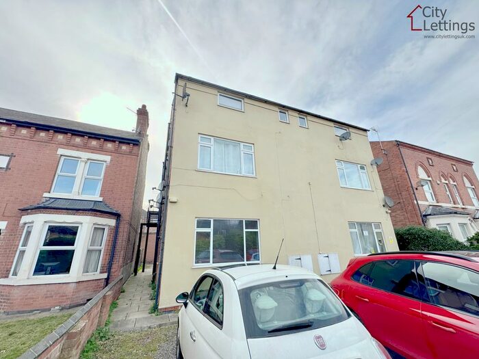 2 Bedroom Flat To Rent In Radcliffe Mount, West Bridgford, NG2