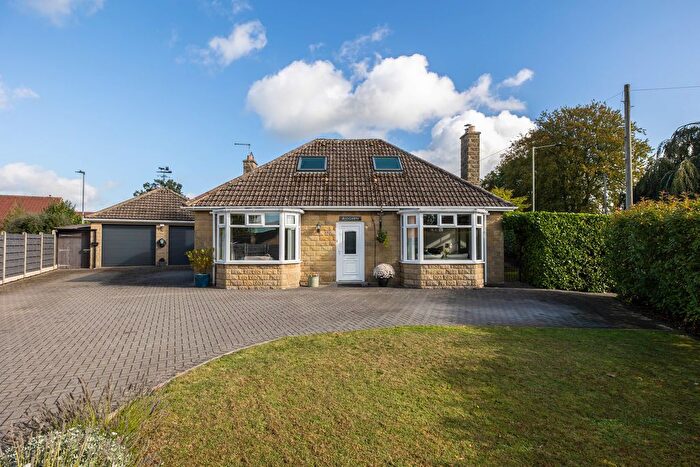 3 Bedroom Detached House For Sale In Whitby Road, Pickering, YO18