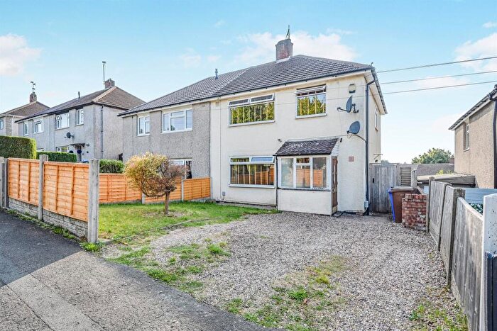 3 Bedroom Semi-Detached House For Sale In Empire Road, Burton-On-Trent, DE15